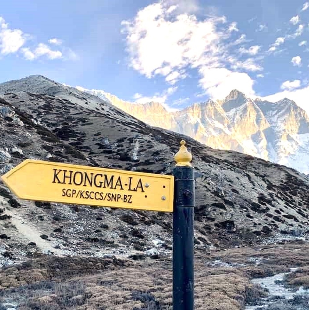 Lobuche - Kongma La (5,535 m) - Chhukhung (4,730 m)