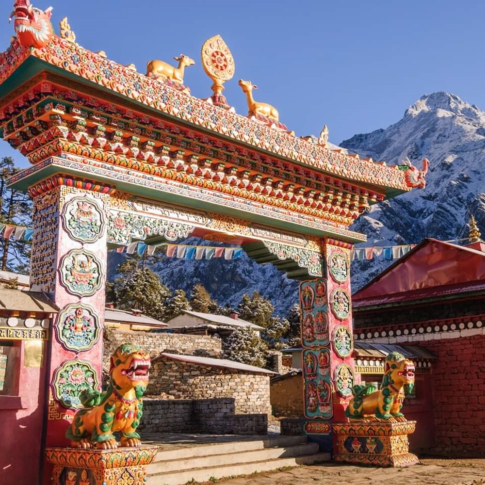 Lukla (2,840 m) – Ramechap - Kathmandu (1,350 m)