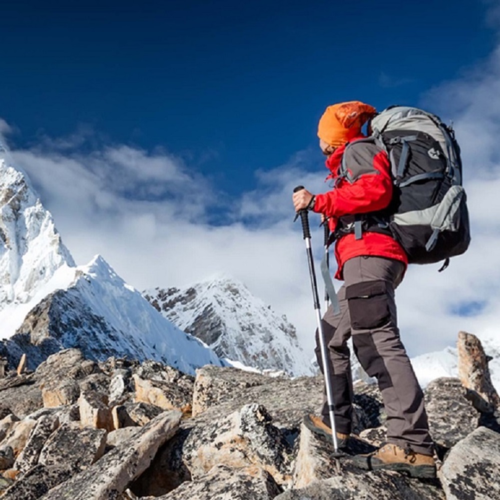 Everest Base Camp (5,364 m) 